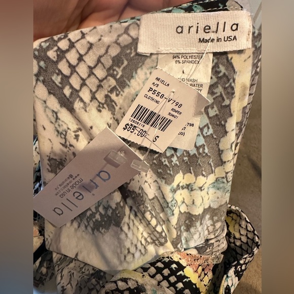 NWT Ariella snake print romper - Picture 3 of 5